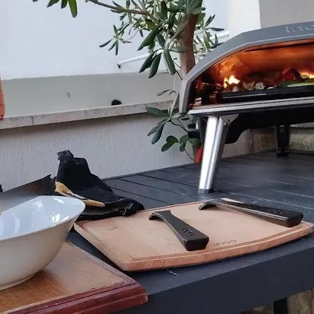 Πανσιόν La Casa Di Elisa Χβαρ