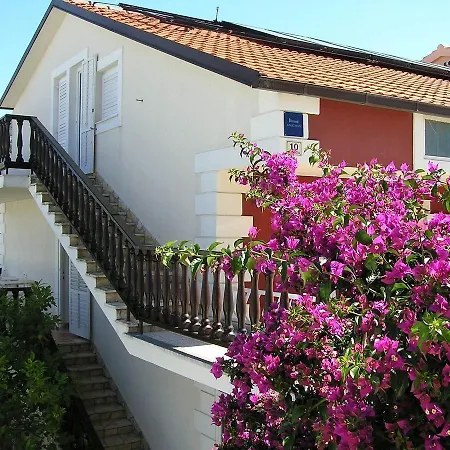 La Casa Di Elisa Πανσιόν 3*