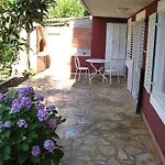 La Casa Di Elisa Gostinjska kuća